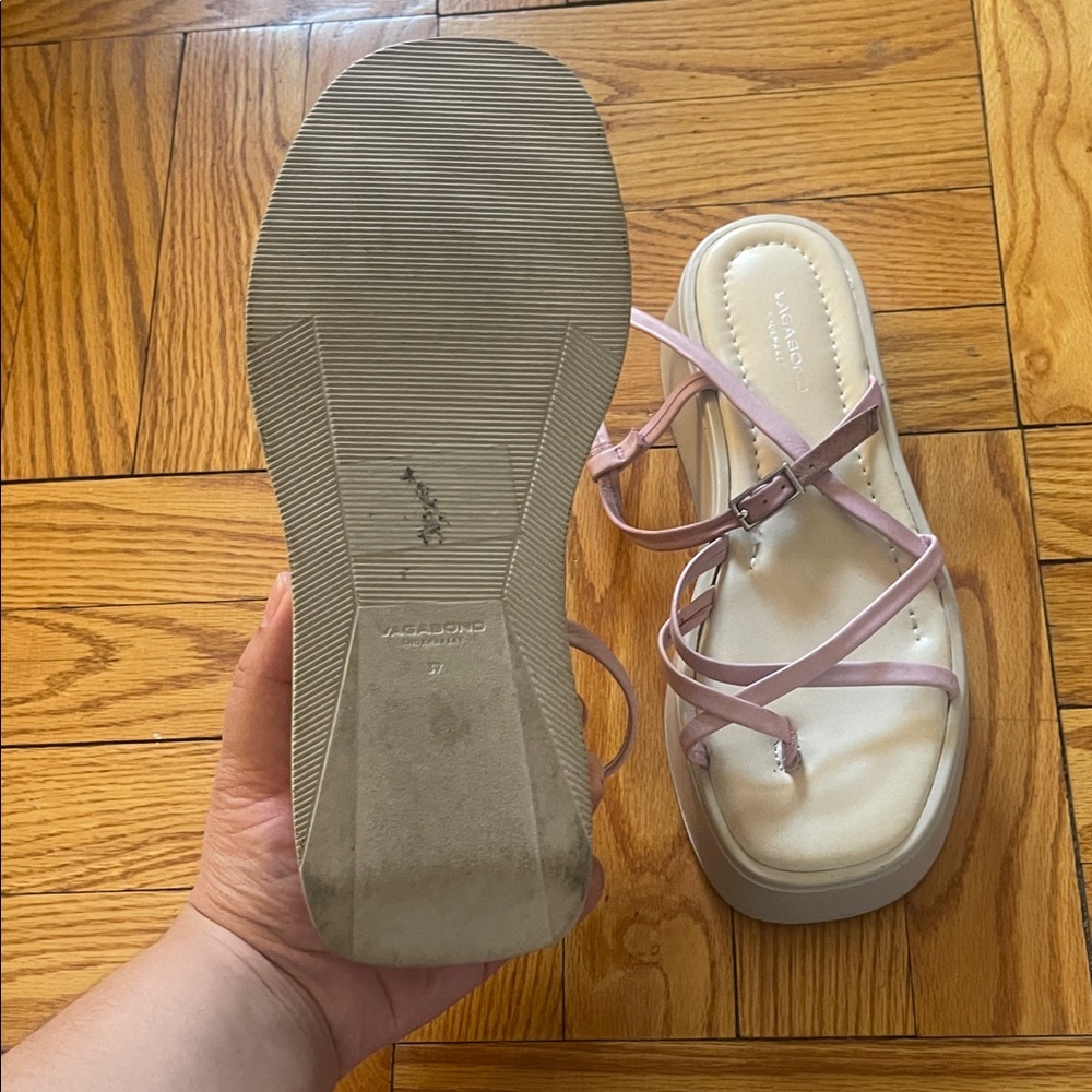 Vagabond Lilac Strappy Platform Sandals - Picture 9 of 12